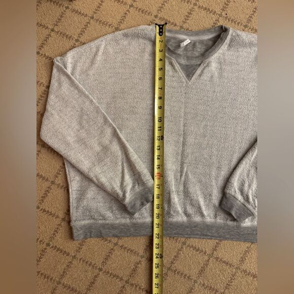 Z Supply gray inside out long sleeved crew neck sweatshirt L - Picture 3 of 9